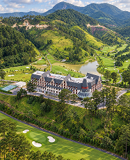 Sam Tuyền Lâm Golf & Resort